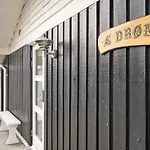 Emilia - 1-8km From The Sea By Interhome *