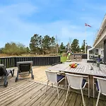 Emilia - 1-8km From The Sea By Interhome Semesterbostad *