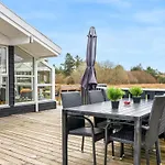 Emilia - 1-8km From The Sea By Interhome Semesterbostad