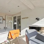 Emilia - 1-8km From The Sea By Interhome