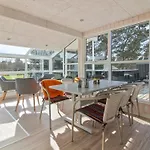 Semesterbostad Emilia - 1-8km From The Sea By Interhome