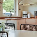 Emilia - 1-8km From The Sea By Interhome Semesterbostad *