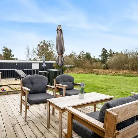 Ferienhaus Emilia - 1-8km From The Sea By Interhome