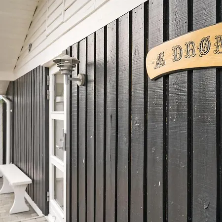 Emilia - 1-8km From The Sea By Interhome *