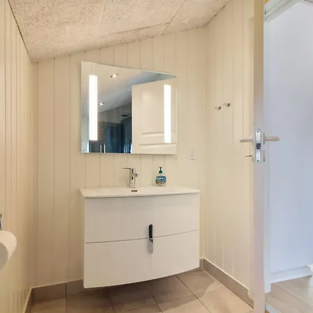 Emilia - 1-8km From The Sea By Interhome Blåvand