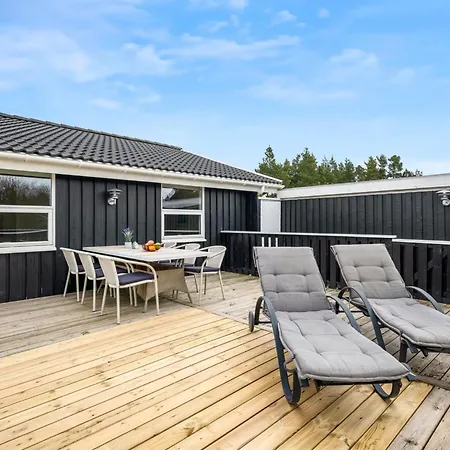 Emilia - 1-8km From The Sea By Interhome Ferienhaus