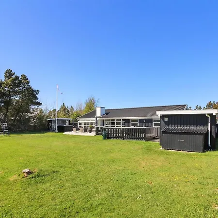 Emilia - 1-8km From The Sea By Interhome *