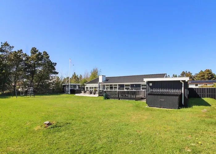 Emilia - 1-8km From The Sea By Interhome *