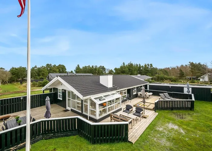 Emilia - 1-8km From The Sea By Interhome