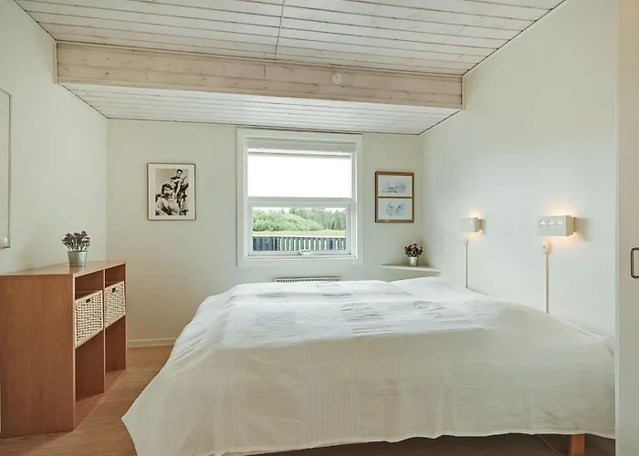 Emilia - 1-8km From The Sea By Interhome Prázdninový dům